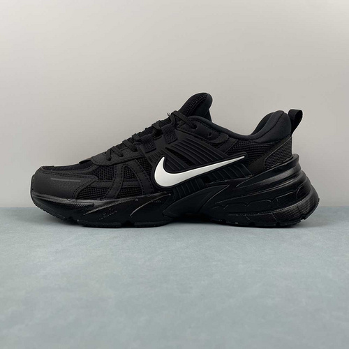 J  NIKE V2k Run  HQ1582-001 35-45
